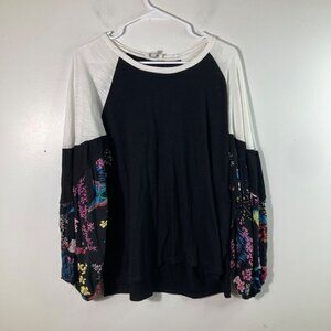 Womens Umgee Embroidered‎ Top Floral Balloon Sleeve Black White L Round Neck